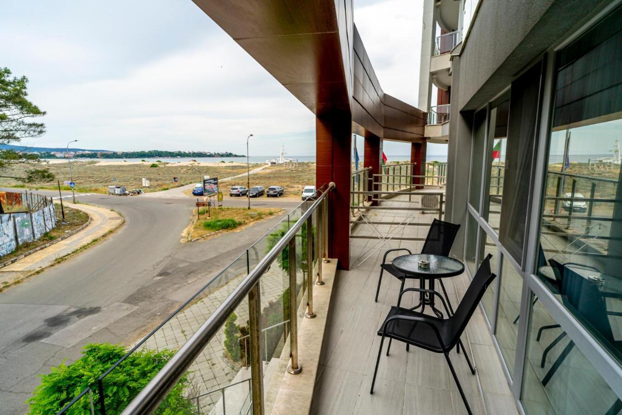 Aparthotel Primorsko Luaran gambar