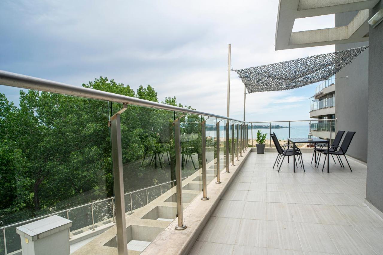 Aparthotel Primorsko Luaran gambar