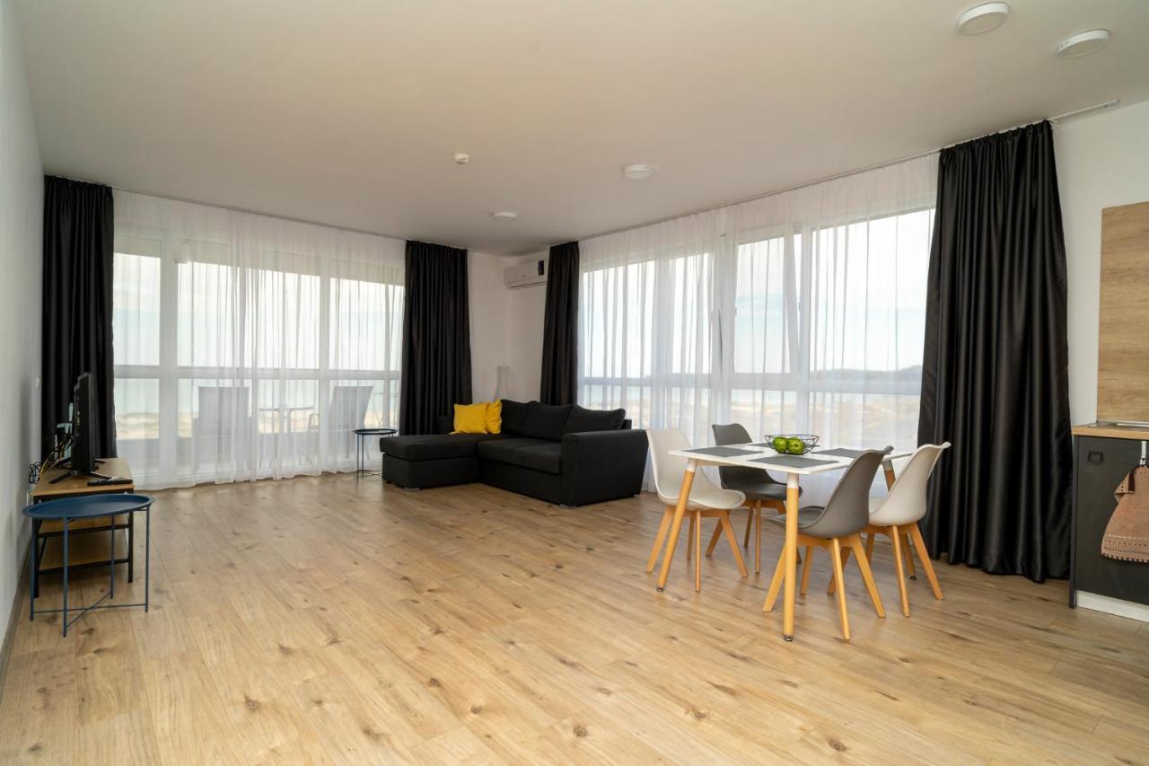 Aparthotel Primorsko Luaran gambar