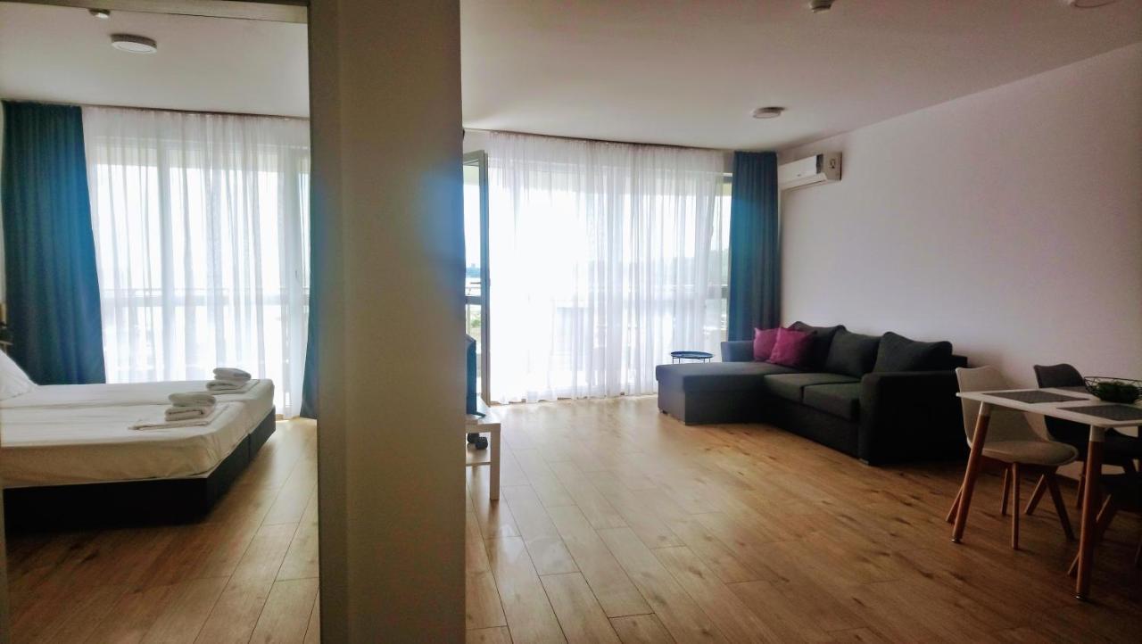 Aparthotel Primorsko Luaran gambar