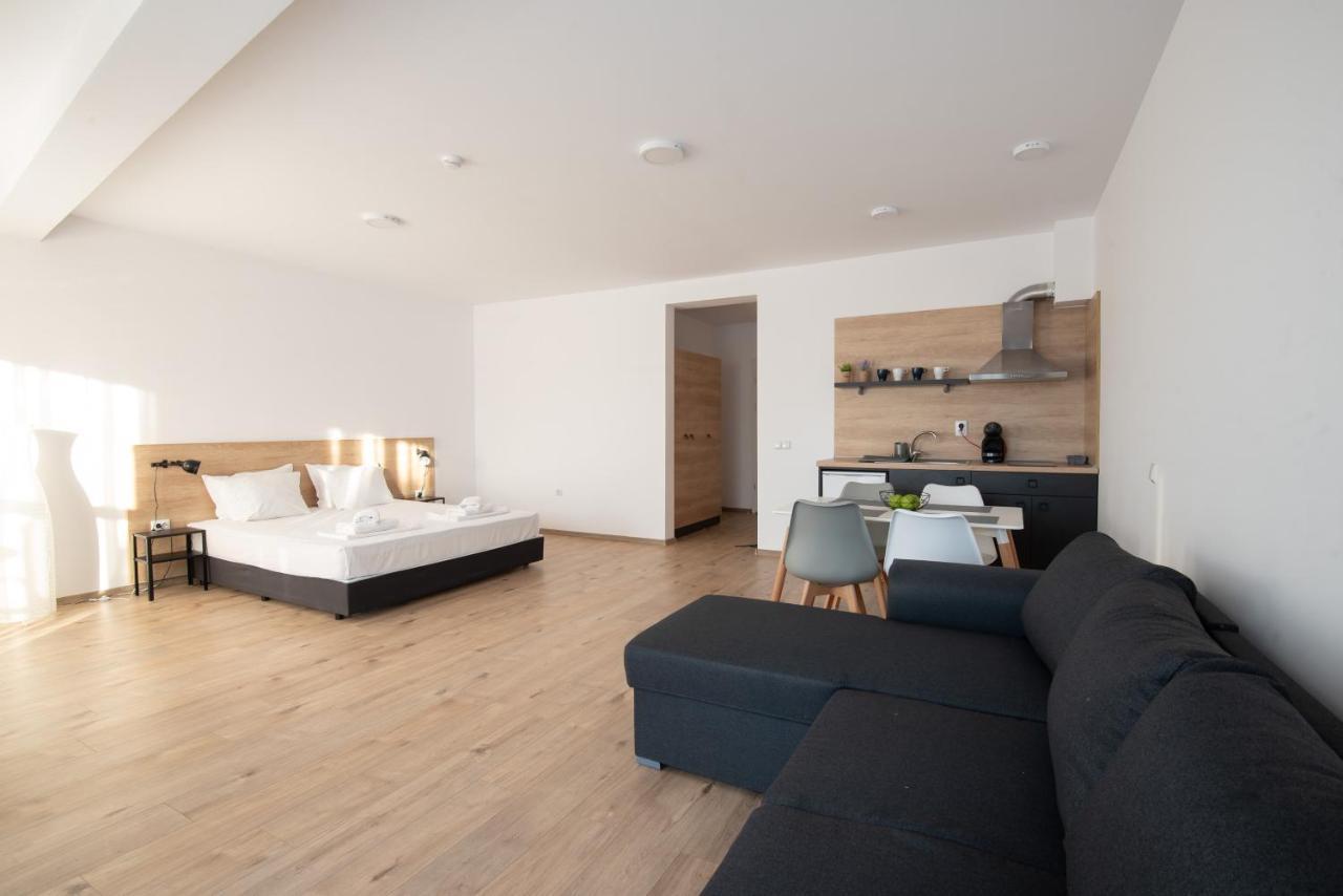 Aparthotel Primorsko Luaran gambar
