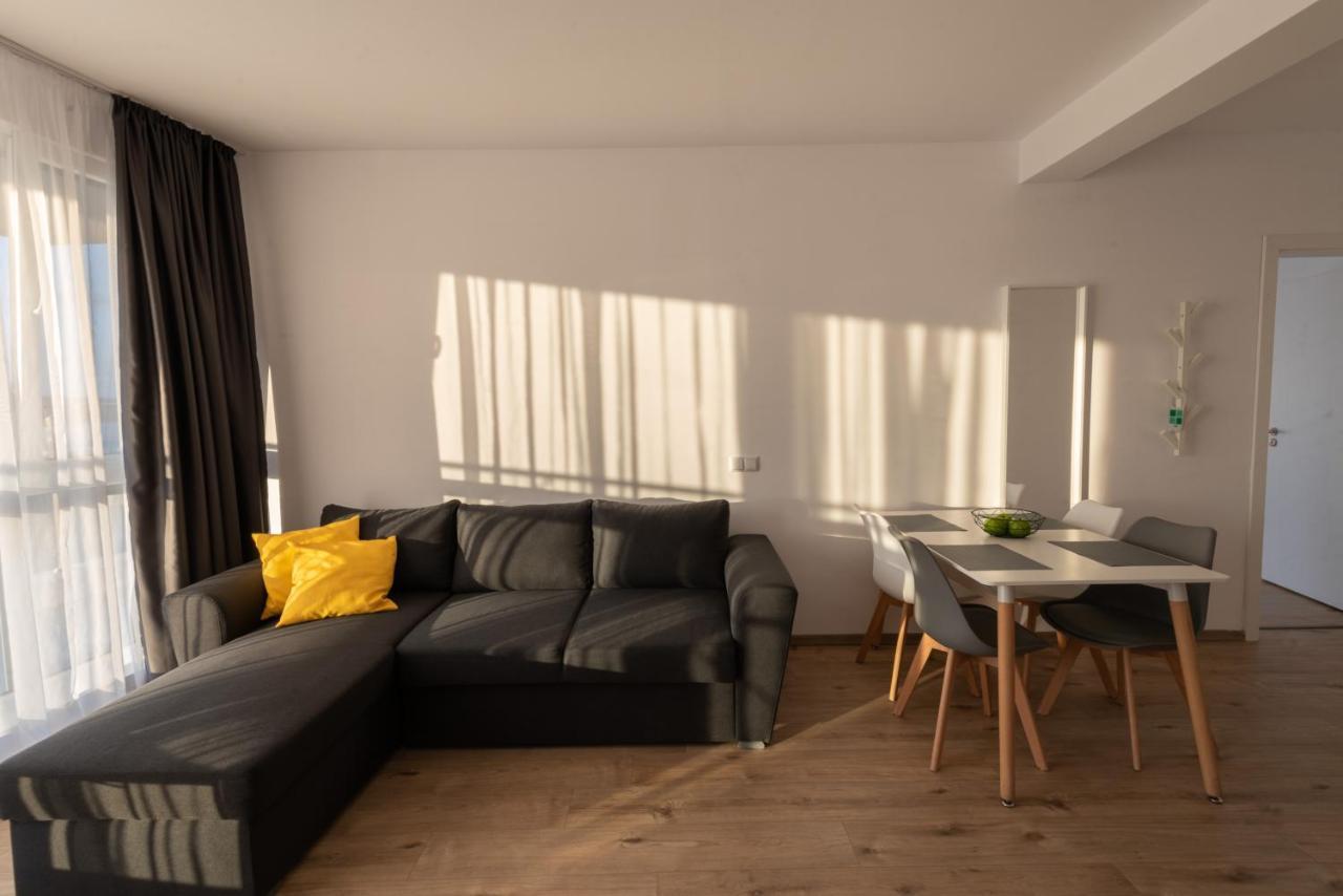 Aparthotel Primorsko Luaran gambar